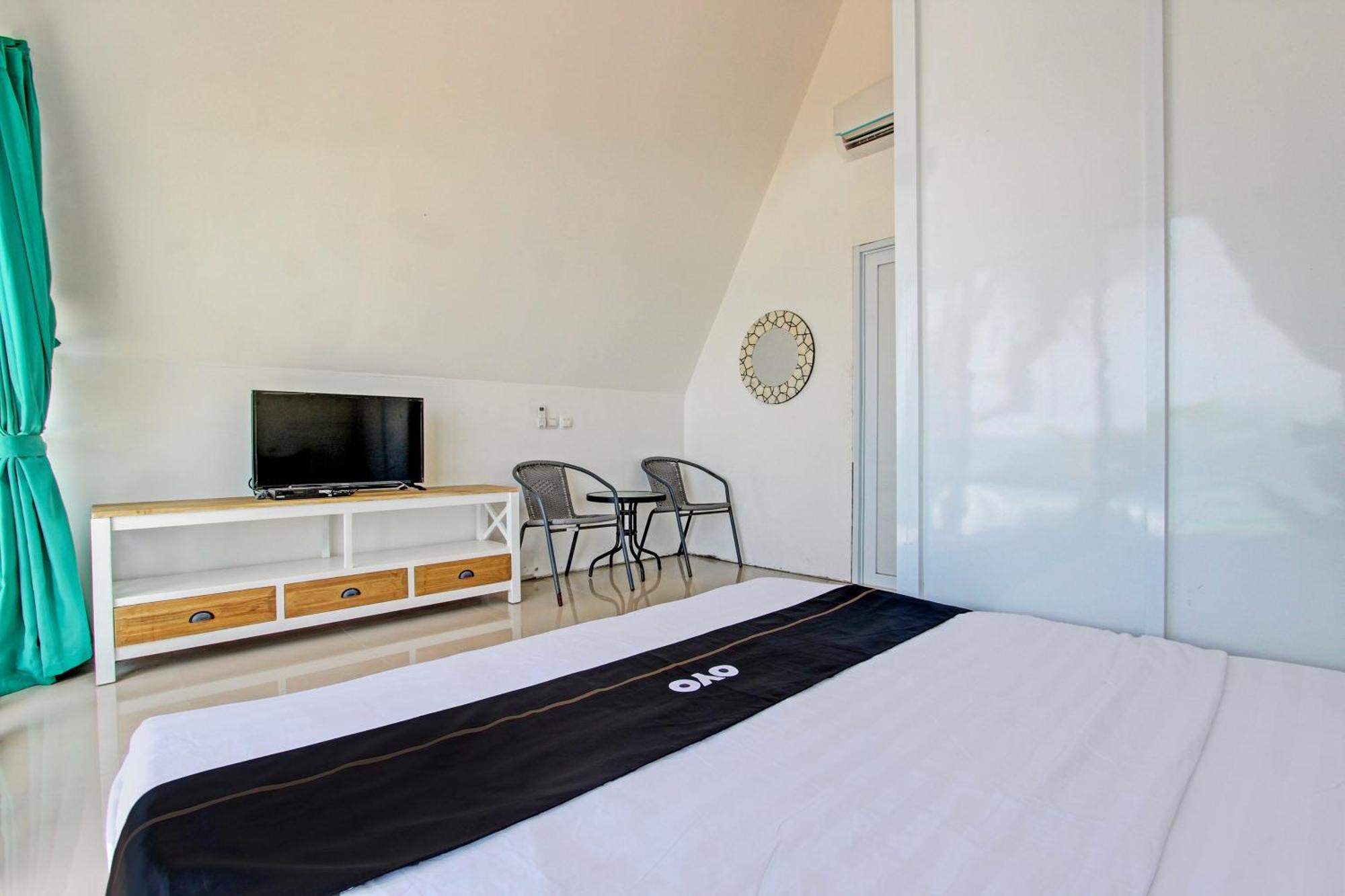 Wonogiri Palette 93389 Osanna Beach Resort מראה חיצוני תמונה