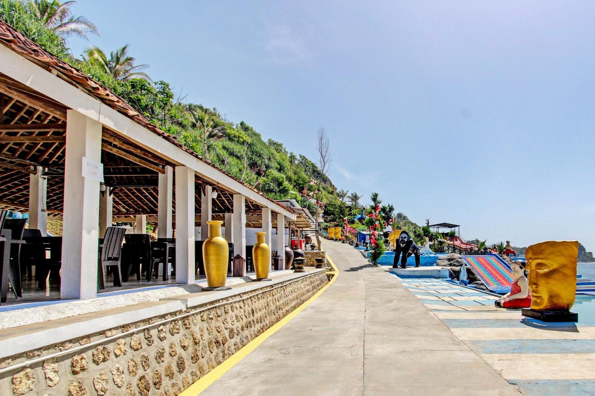 Wonogiri Palette 93389 Osanna Beach Resort מראה חיצוני תמונה
