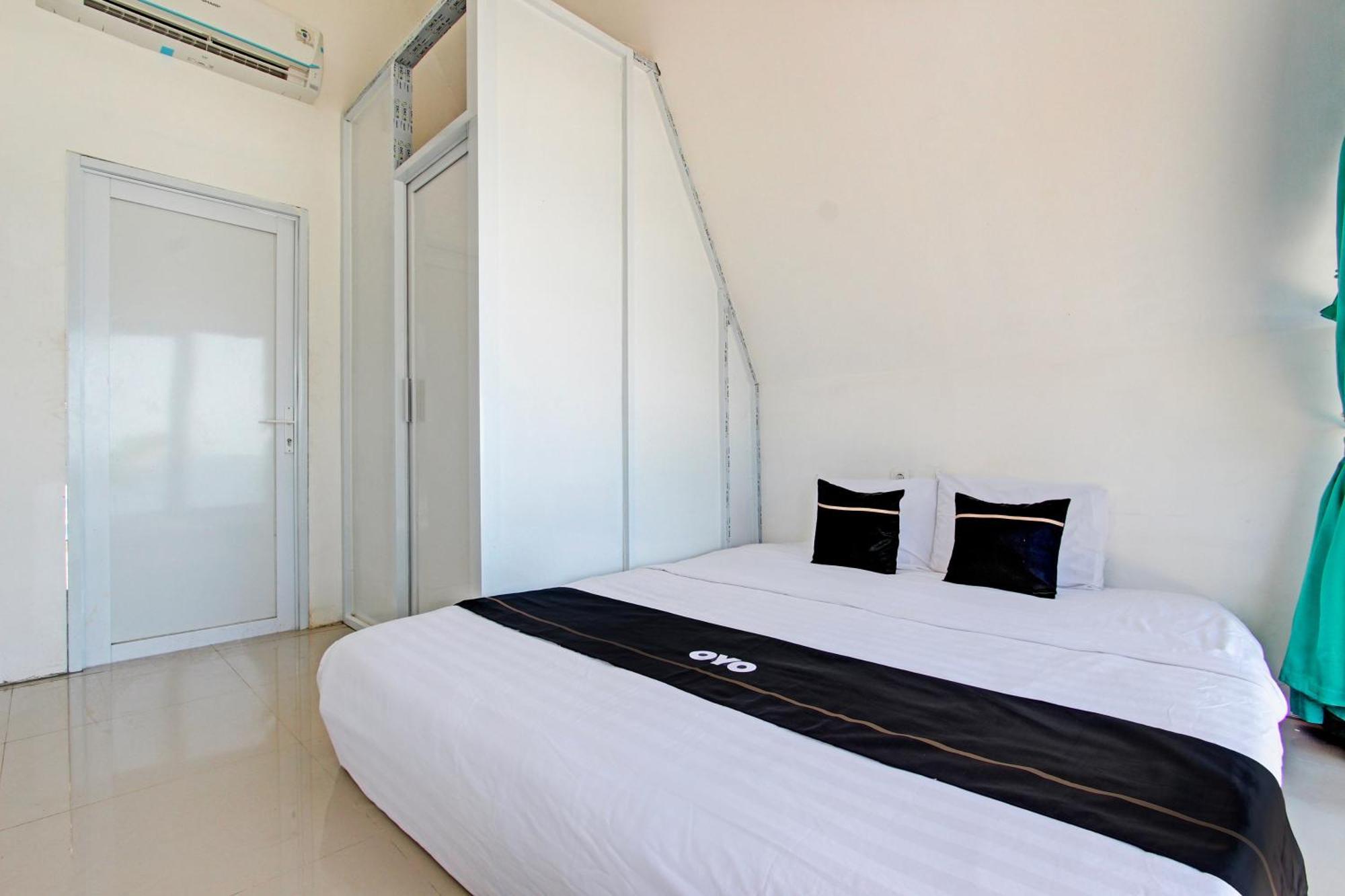 Wonogiri Palette 93389 Osanna Beach Resort מראה חיצוני תמונה