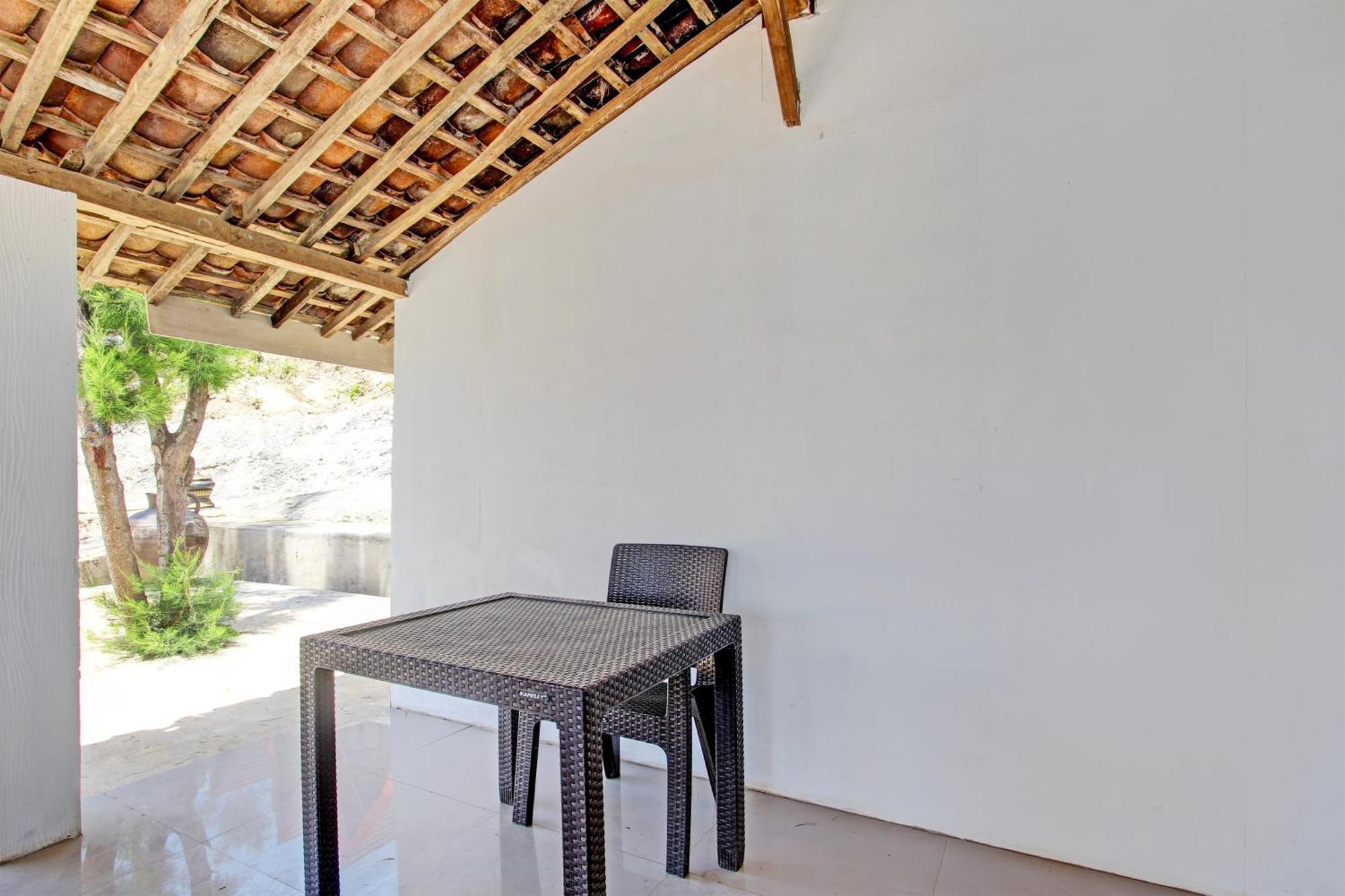 Wonogiri Palette 93389 Osanna Beach Resort מראה חיצוני תמונה